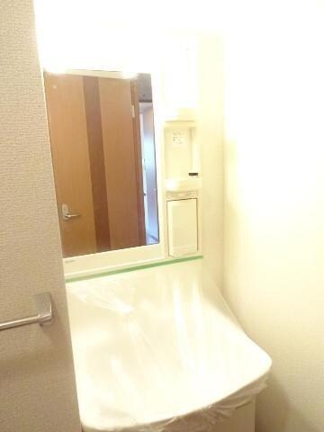 物件内観写真7　(洗面)