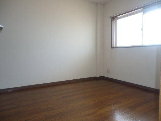 物件内観写真5　(洋室)