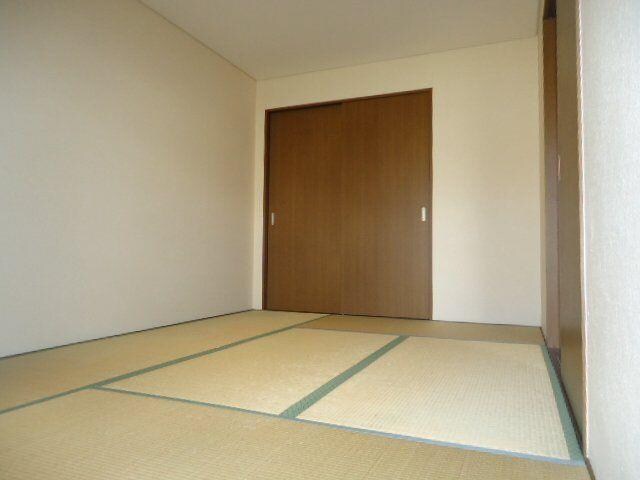 物件内観写真12　(和室)