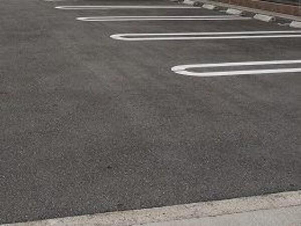 駐車場・駐輪場