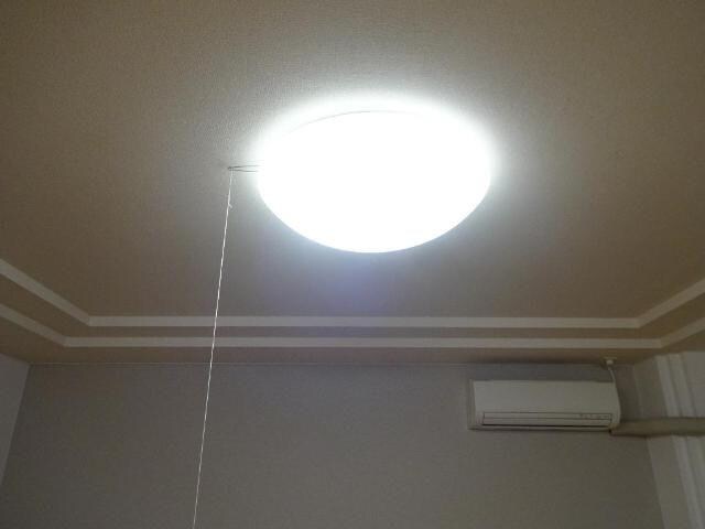 物件内観写真12　(シーリングライト)