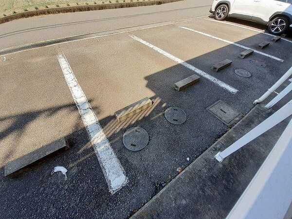 駐車場・駐輪場