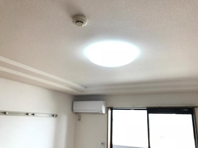 物件内観写真14　(ＬＥＤ照明に交換済み)