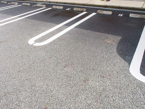 駐車場・駐輪場
