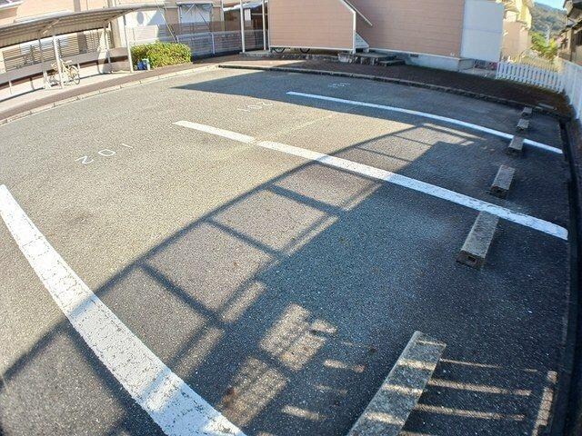 物件外観写真2　
