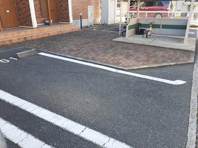 物件外観写真2　