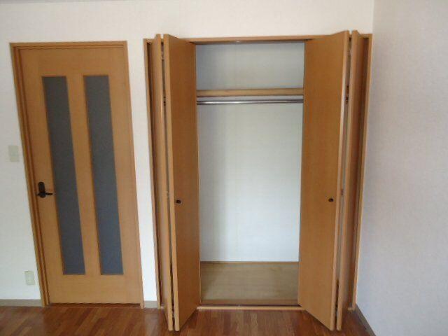 物件内観写真12　(クローゼット)