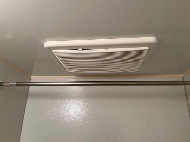 物件内観写真9　(浴室乾燥機)