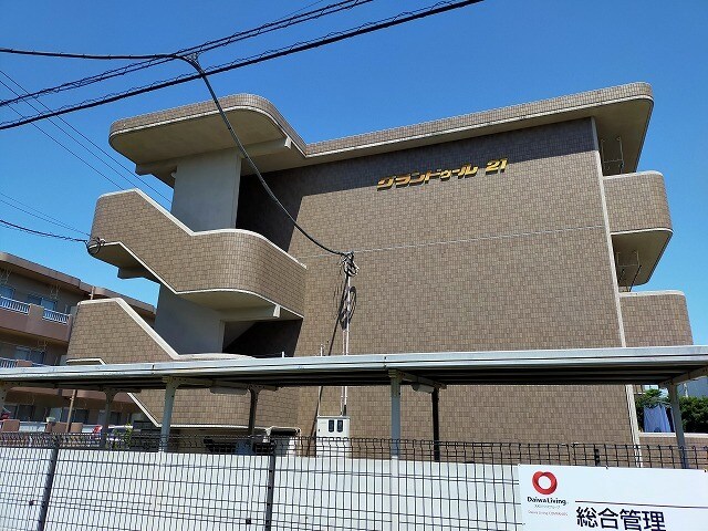 グランドゥール２１の物件外観写真