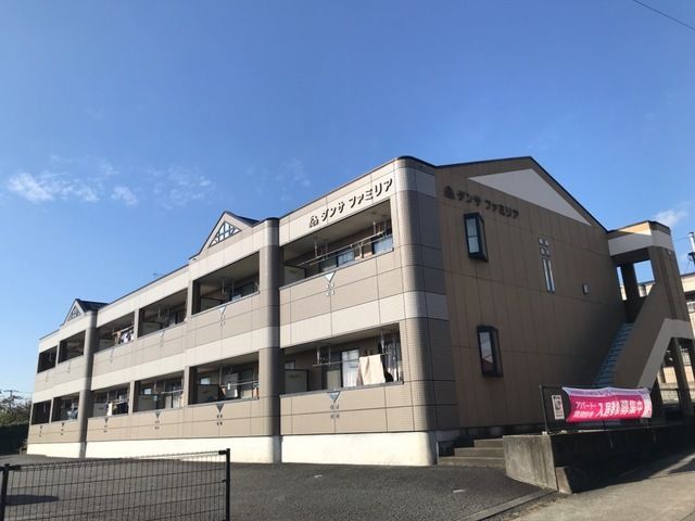 ダンサファミリア