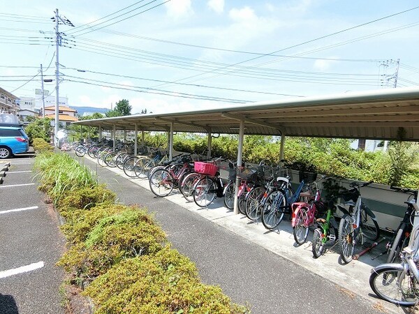 敷地内/建物