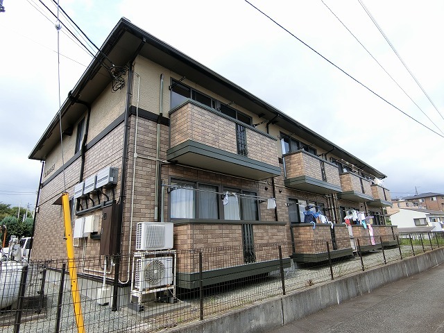 フォレスタ石坂