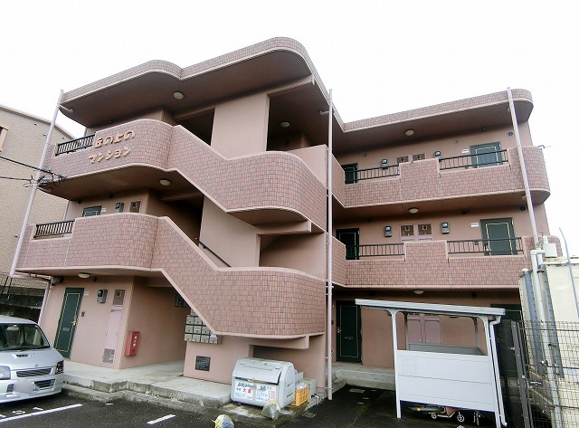 丘の上のマンション