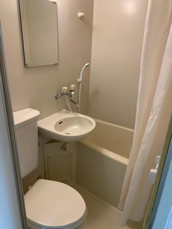 バス／シャワールーム等