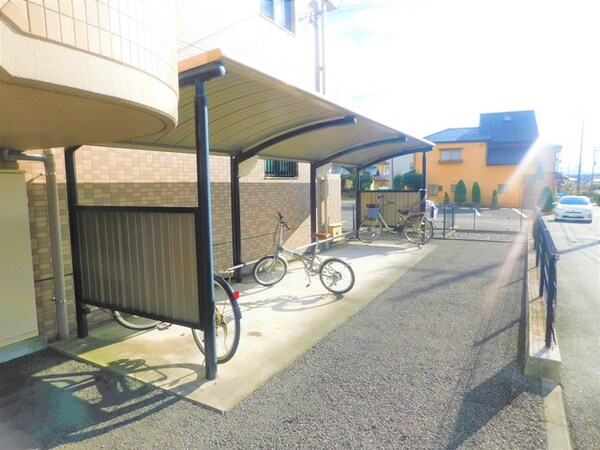 敷地内/建物