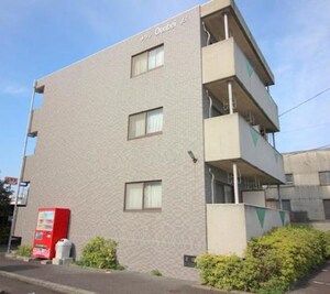 メゾンデンベイβ外観写真