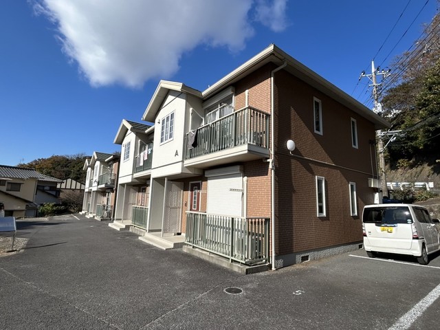 ファミーユ香貫