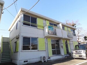 ホワイトハウス　Ｃ号棟外観写真