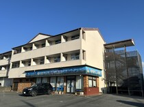 御殿場線（静岡県内） 御殿場駅 3階建 築37年の外観写真