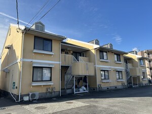 サニーハイツ富士岡外観写真