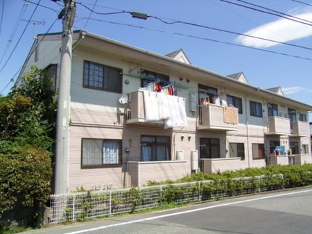 ＥＡＳＴ　ＨＩＬＬＳ外観写真