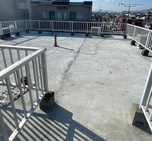 敷地内/建物