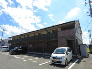 シャルムガーデンE外観写真