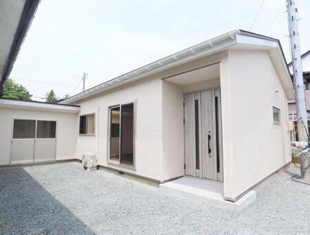 小山一雄住宅5号外観写真