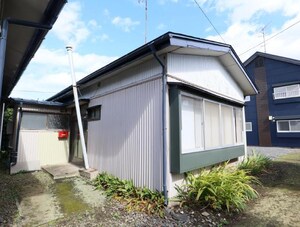 根城3丁目貸家 C外観写真