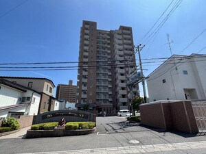 ライオンズマンション内丸第2外観写真