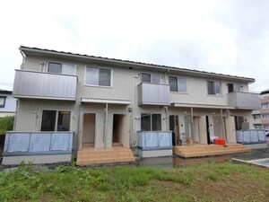 ドミール・シャルマン外観写真