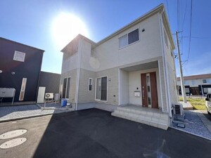 尻内前河原貸家外観写真