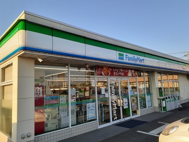 物件内観写真16　(ファミリーマート 土浦摩利山新まで700m)
