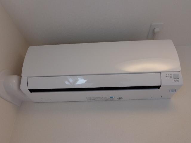 物件内観写真13　(エアコン)