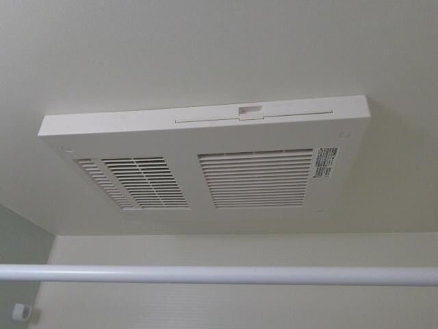 物件内観写真14　(浴室乾燥機)