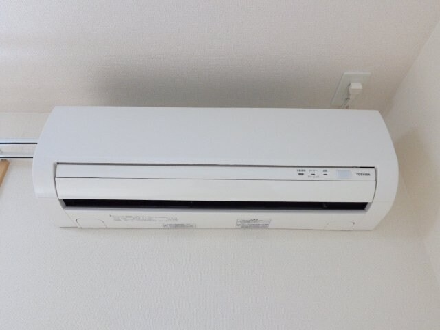 物件内観写真4　(エアコン)