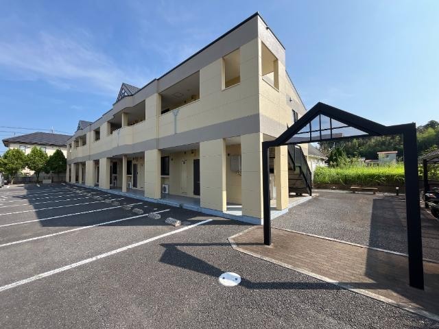 ラ　メゾン　デ　ショコラの物件外観写真