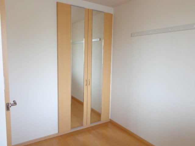 物件内観写真25　(洋室)