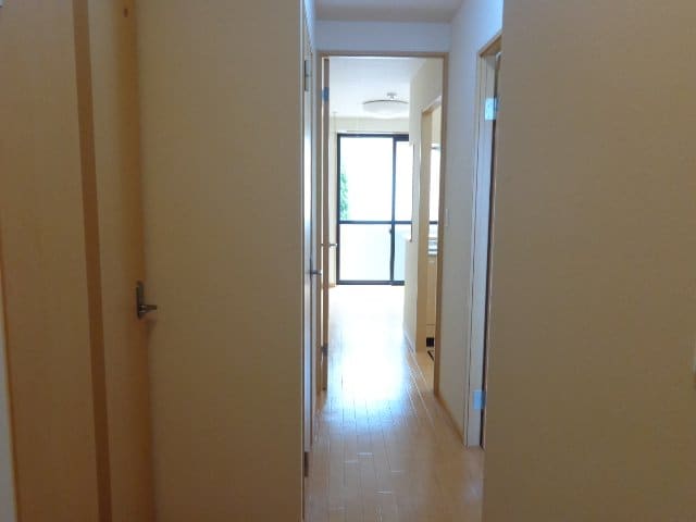 物件内観写真26　(廊下)