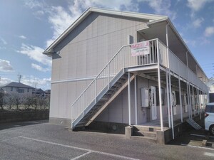 シャルル外観写真