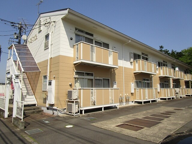 イーストパレスの物件外観写真