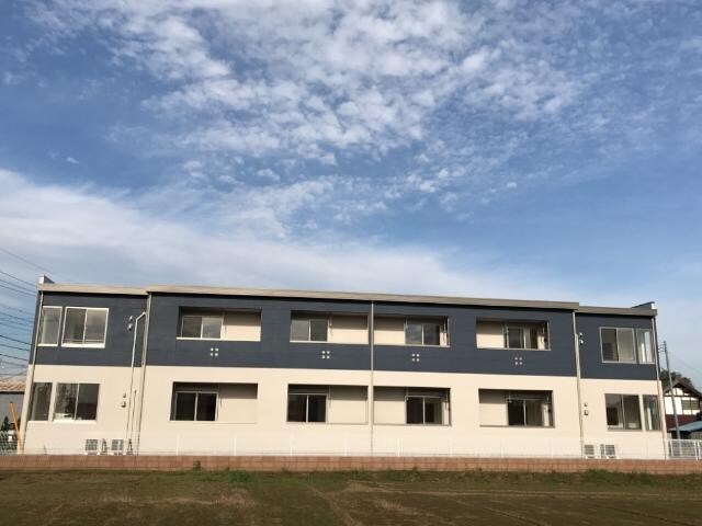 アヴェニール魁の物件外観写真