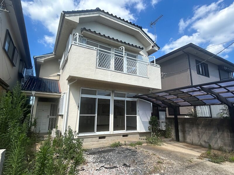 烏山4丁目戸建の物件外観写真