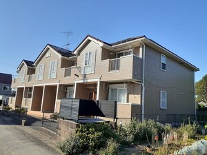 ｅａｓｔ　３３０外観写真