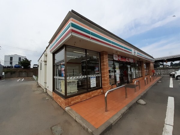 その他(セブン-イレブン 土浦板谷店まで1150m)
