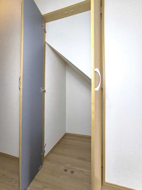 物件内観写真13　(（建築中画像）)