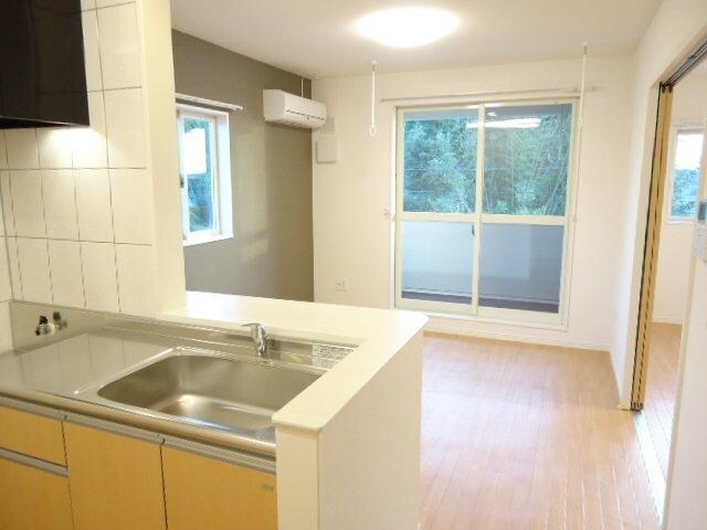 物件内観写真5　(キッチン)