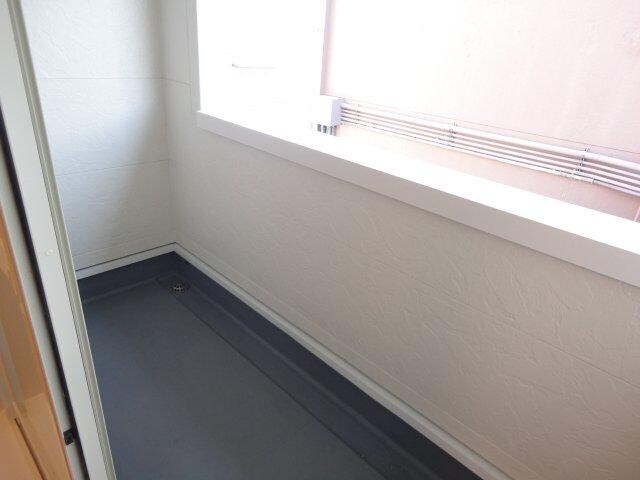 物件内観写真25　(ベランダ)