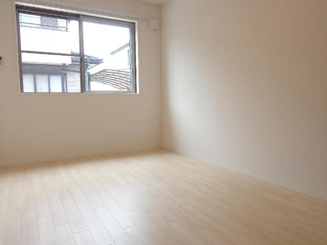 物件内観写真18　(洋室)