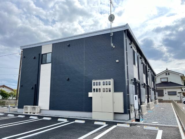 物件外観写真2　(外観写真（昼）)